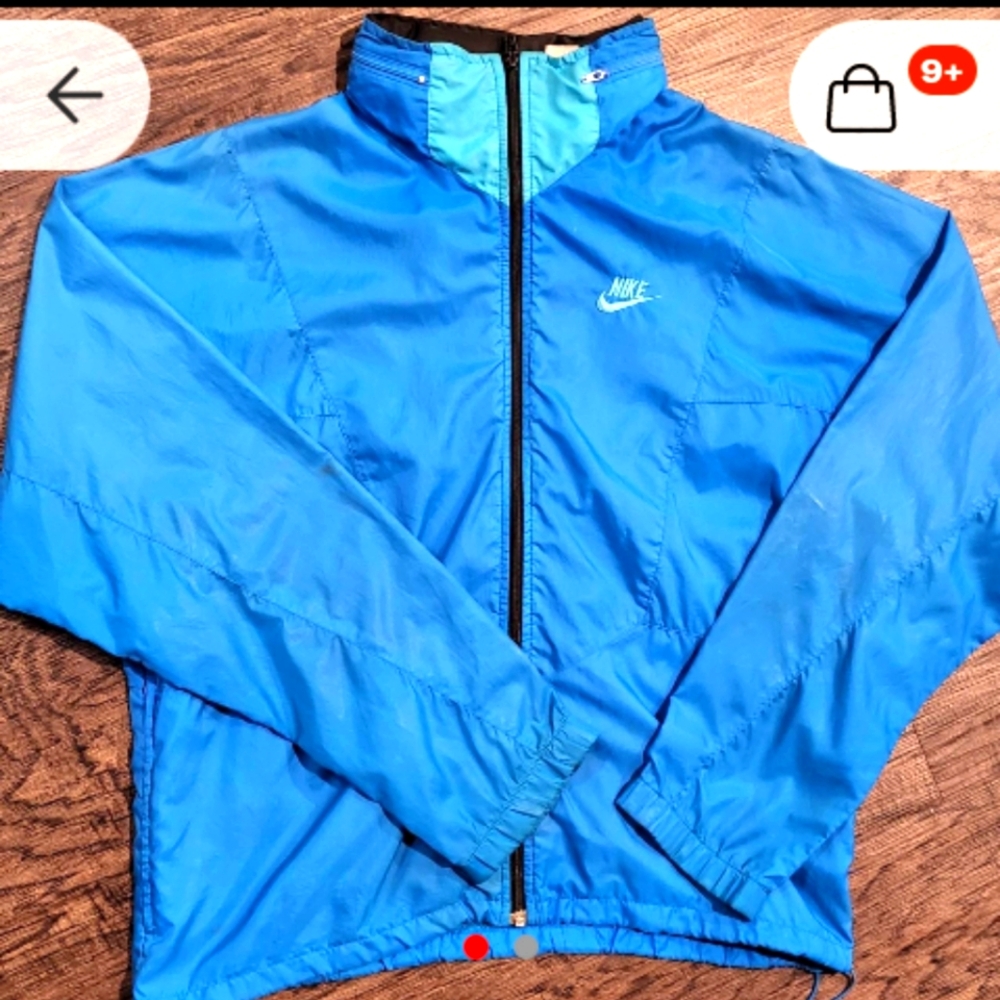 Nike retro windbreaker